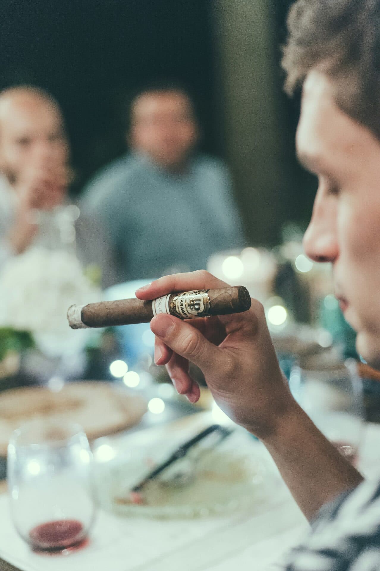 PRIVATE CIGAR LOUNGE RENTAL — Montreal bachelor party experience