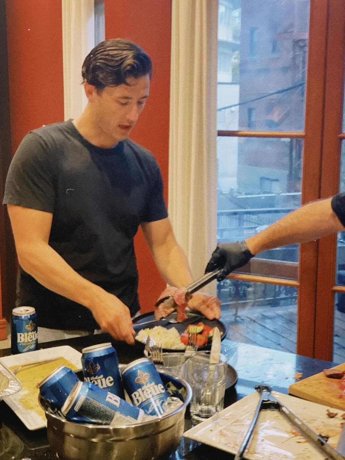 CLIENT REVIEW: 26 GUYS FROM CHICAGO - Connected Montreal experience